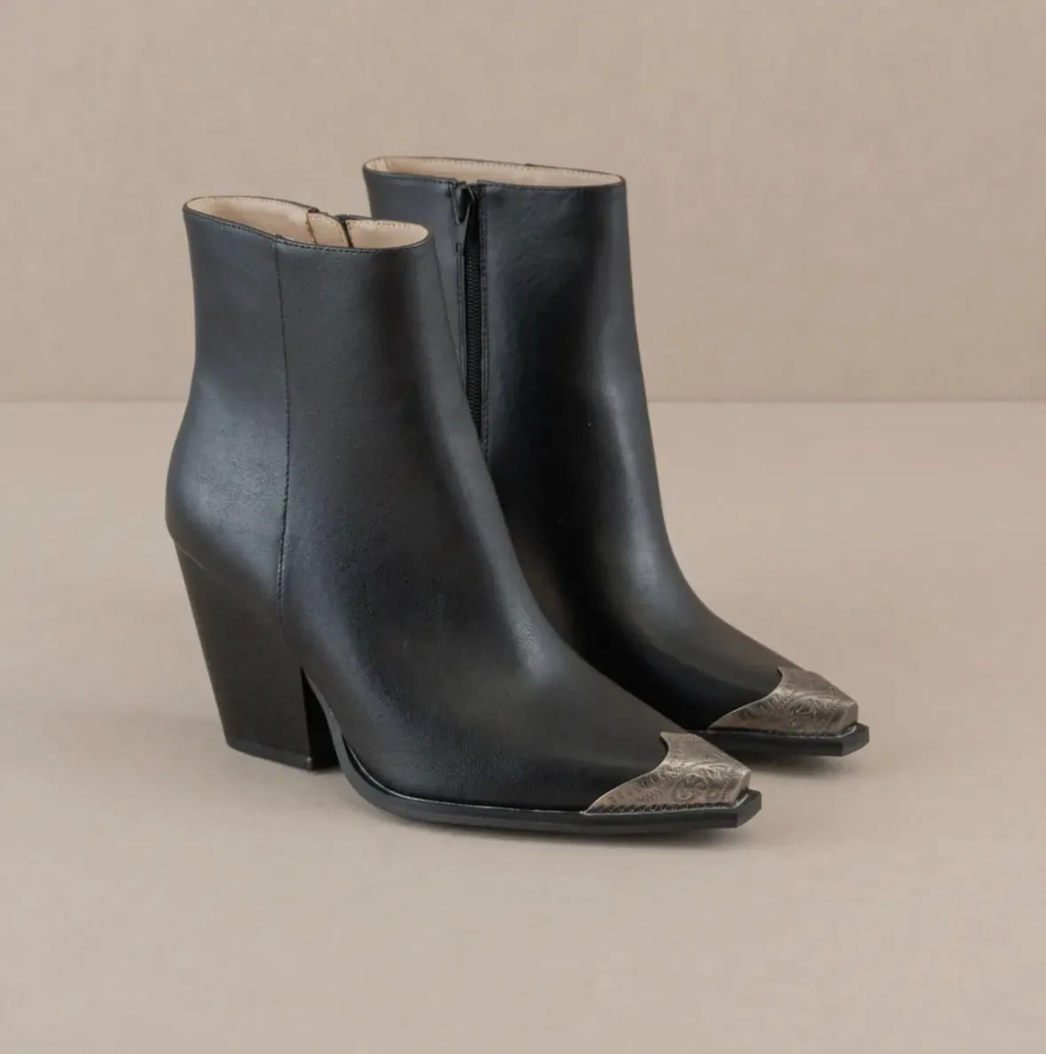 A Classic Western Bootie