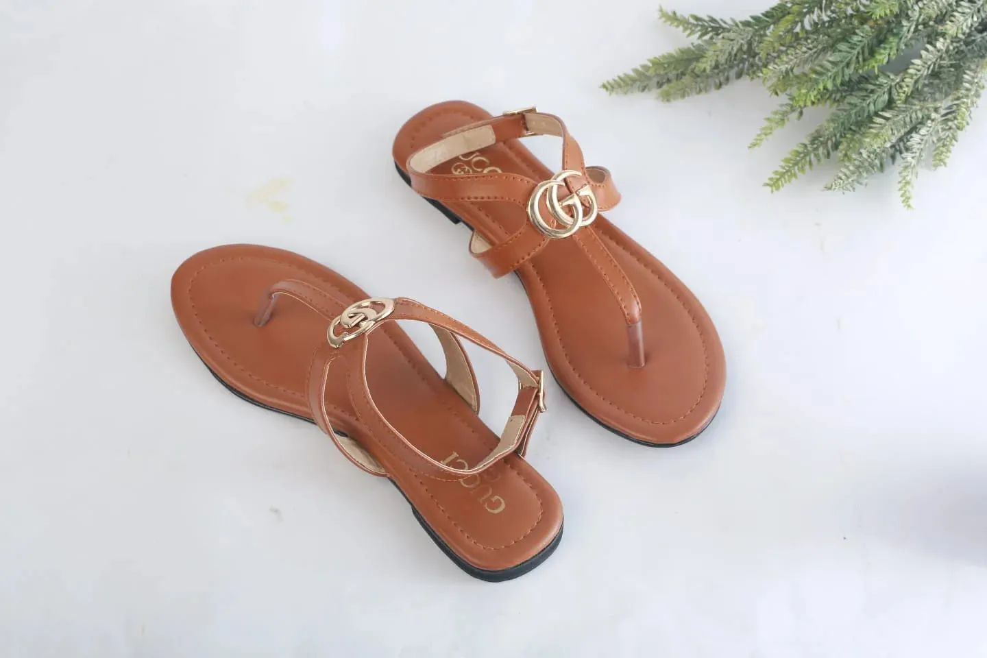 GUCCI CASUAL SANDALS