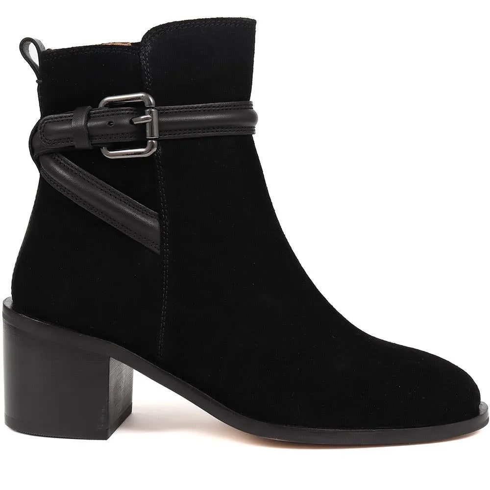 Lisabet Leather Buckle Strap Ankle Boots - LISABET / 324 249