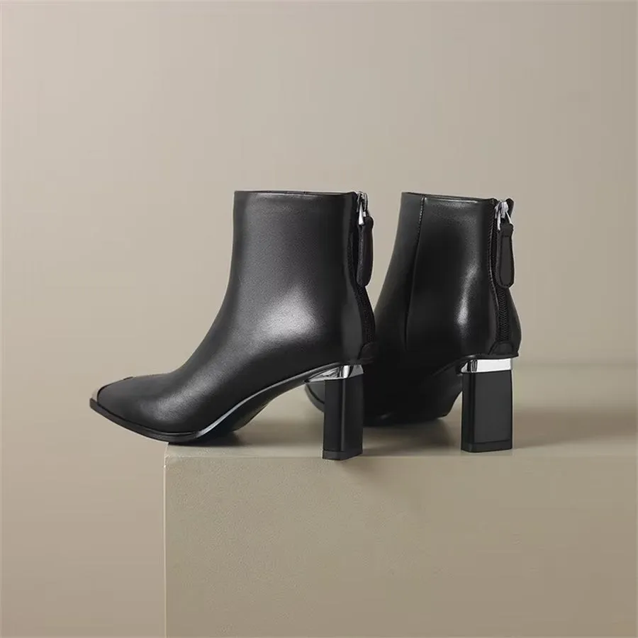 Lustrévo Classic Zip Boots