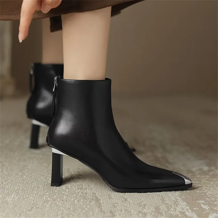 Lustrévo Classic Zip Boots