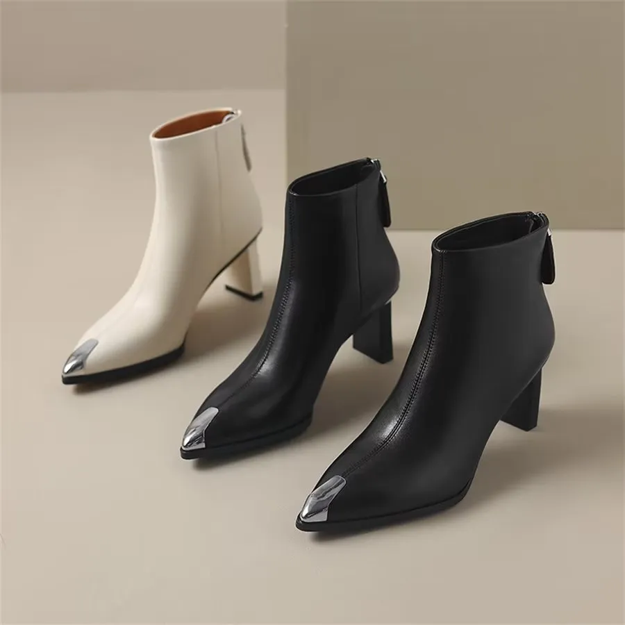 Lustrévo Classic Zip Boots