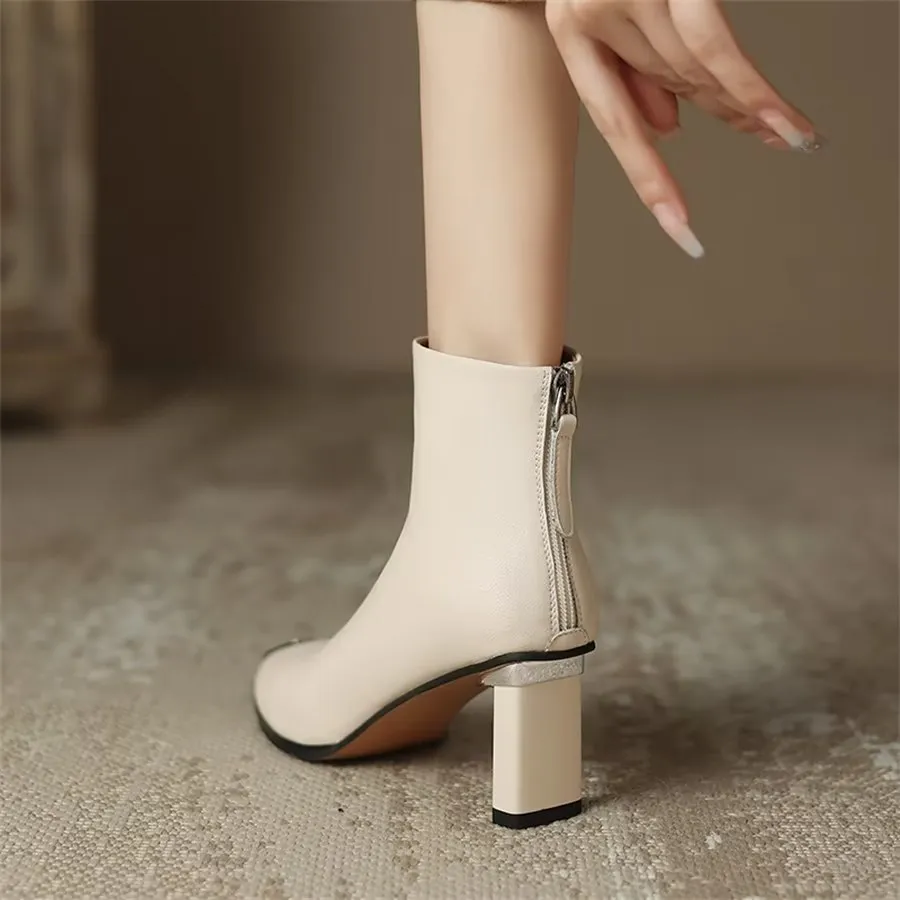 Lustrévo Classic Zip Boots