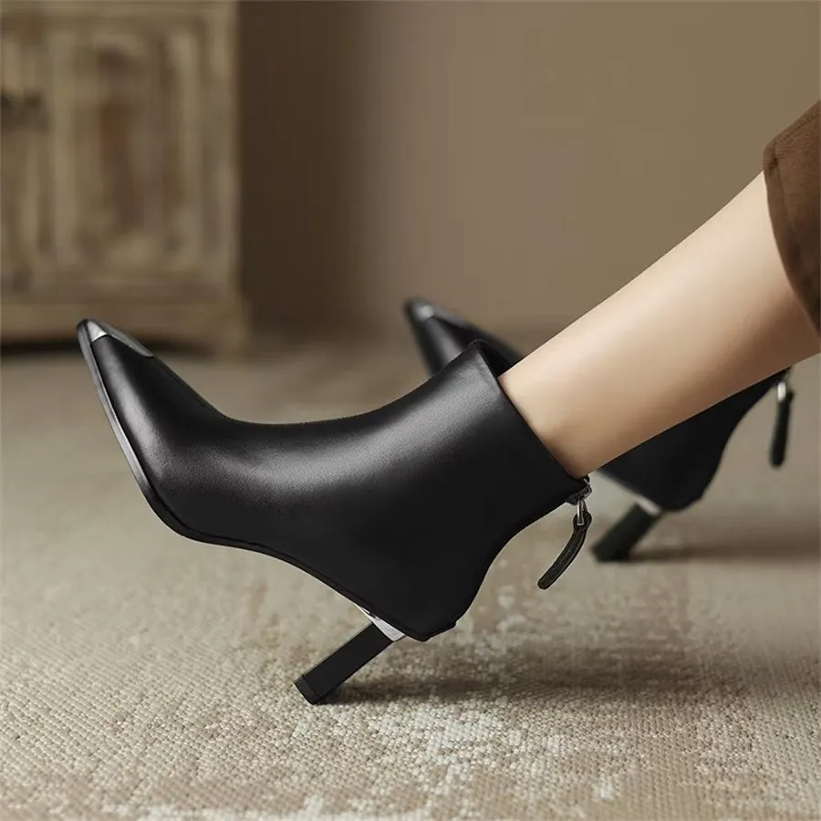 Lustrévo Classic Zip Boots