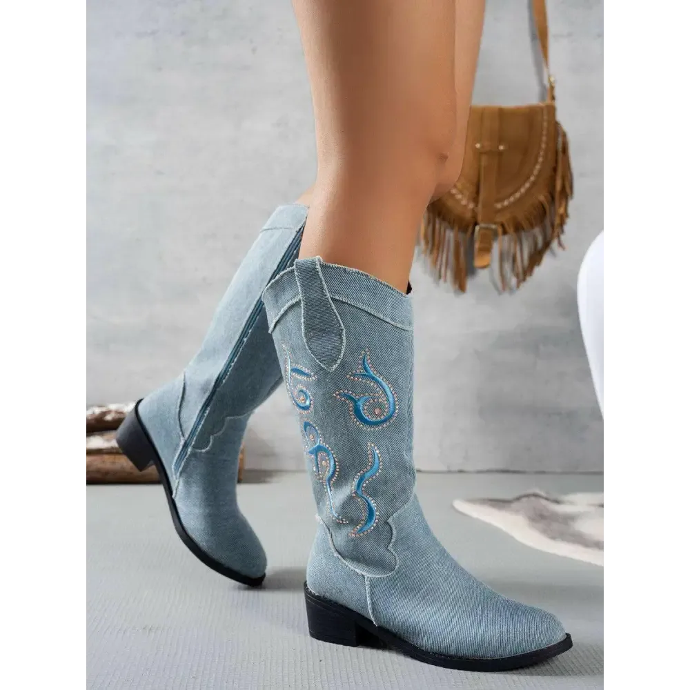 Luxury Fashion for Women Embroidered Block Heel Boots for Timeless Elegance
