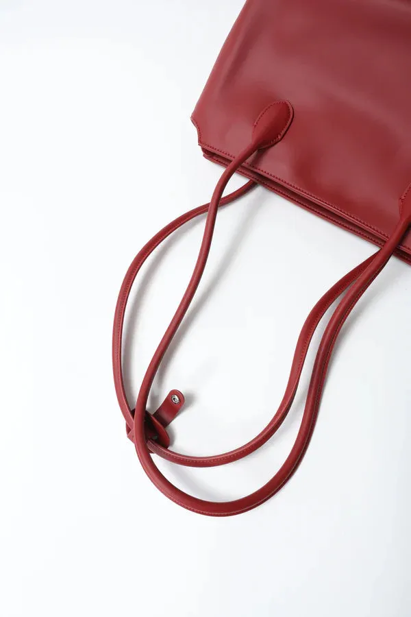 Tessa Black   Apphia Red