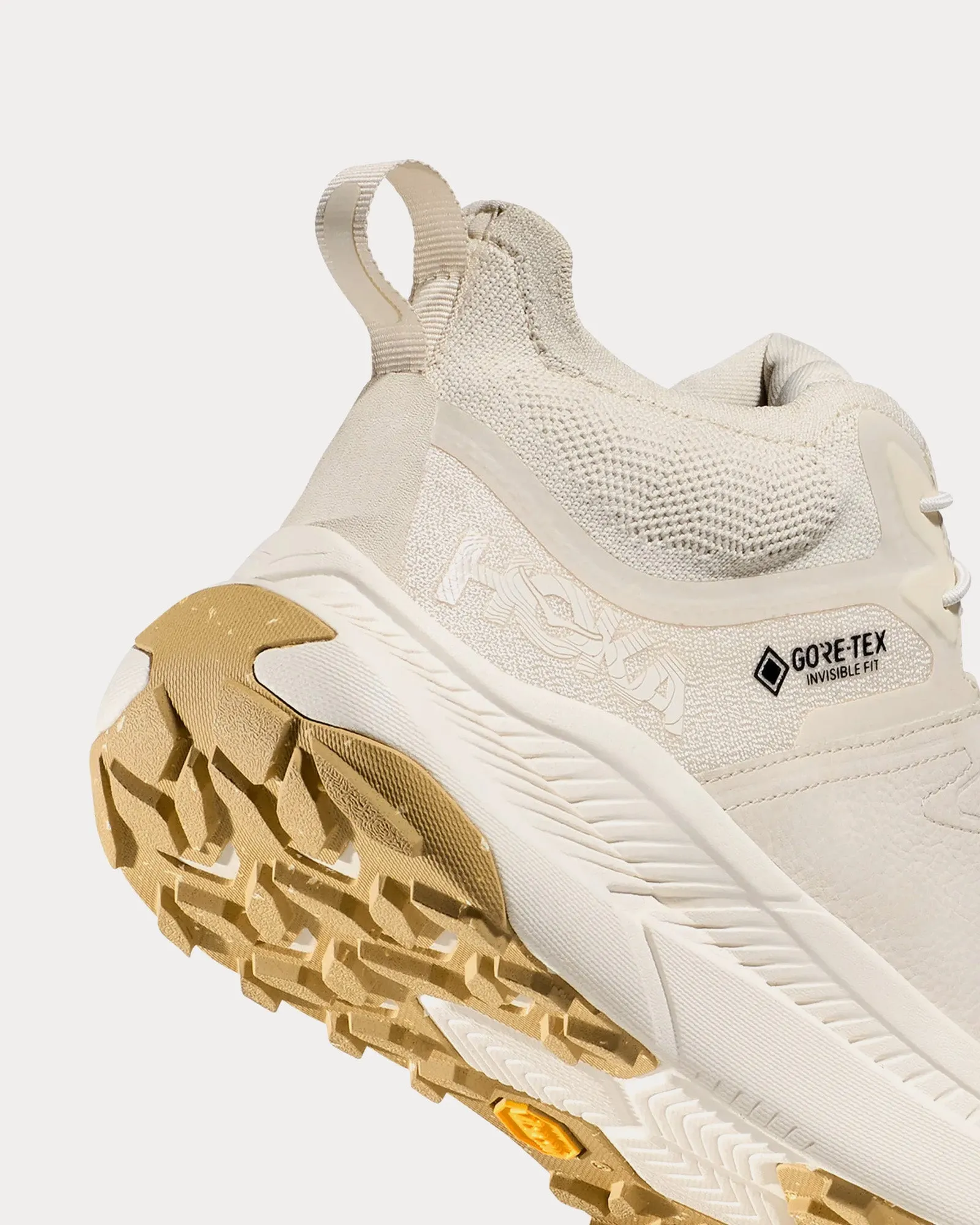 Transport Chukka Gore-Tex Oat Milk / Alabaster Running Shoes