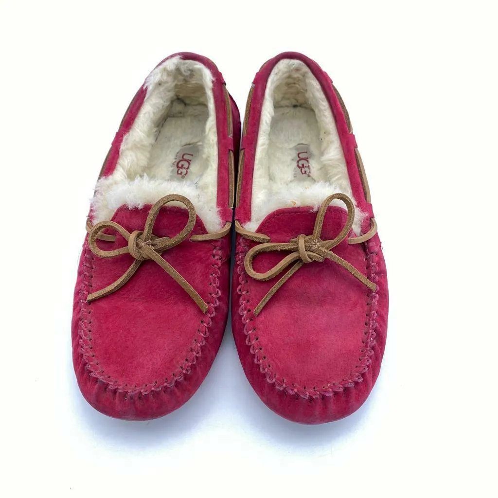 UGG Dakota Denim Red Fur Slippers Women's Size 6